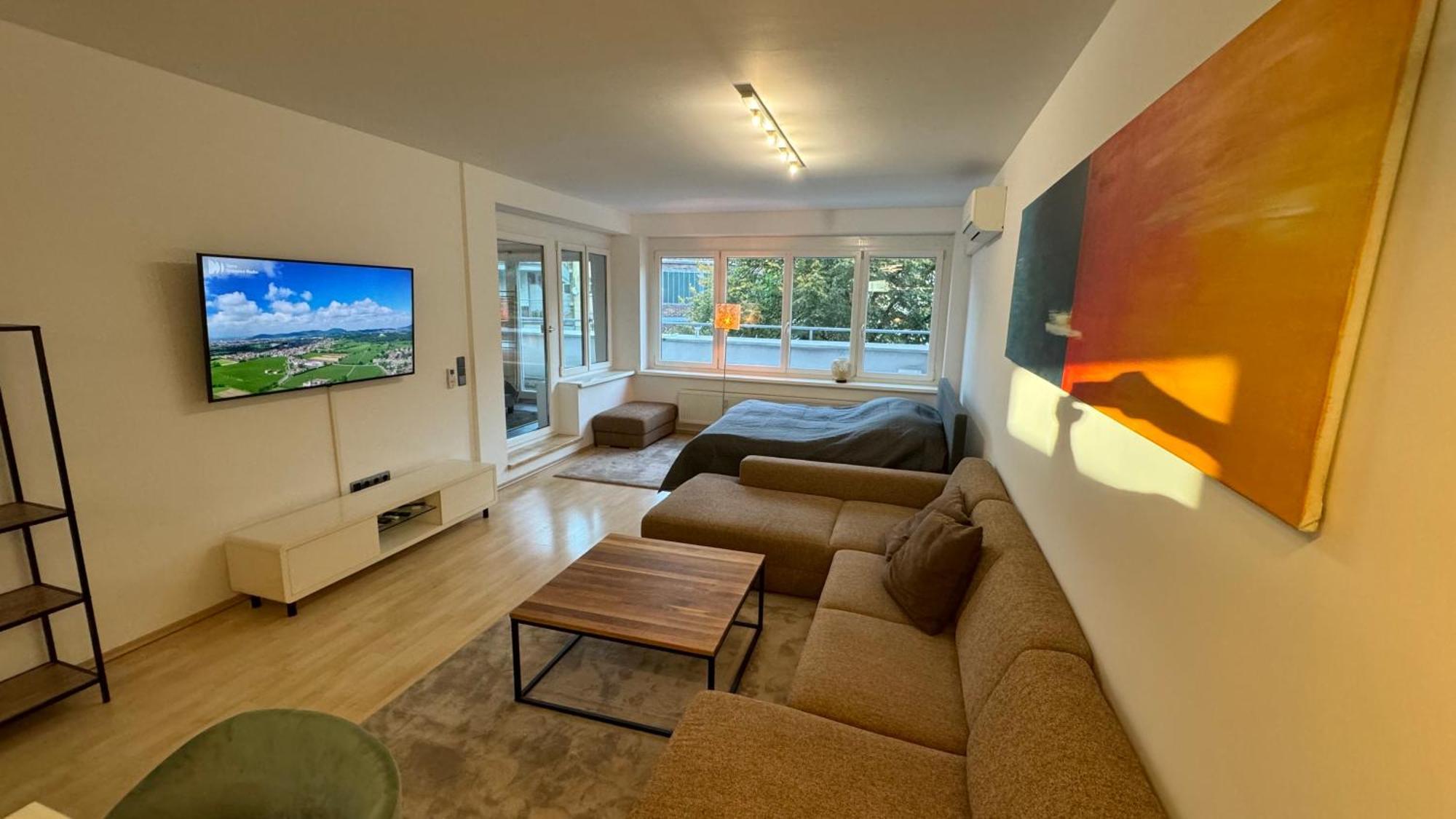 City Apartement Linz Fuer 5 Gaeste Mit Self-Checkin Und Kueche エクステリア 写真