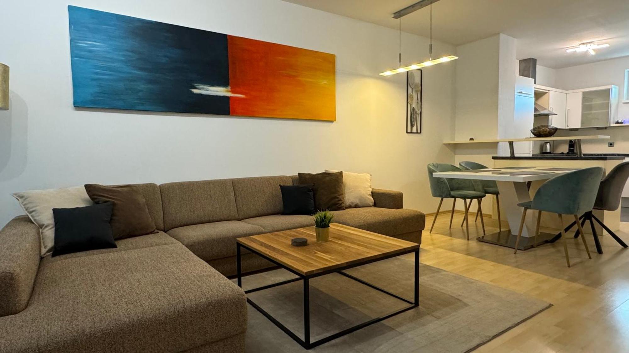 City Apartement Linz Fuer 5 Gaeste Mit Self-Checkin Und Kueche エクステリア 写真