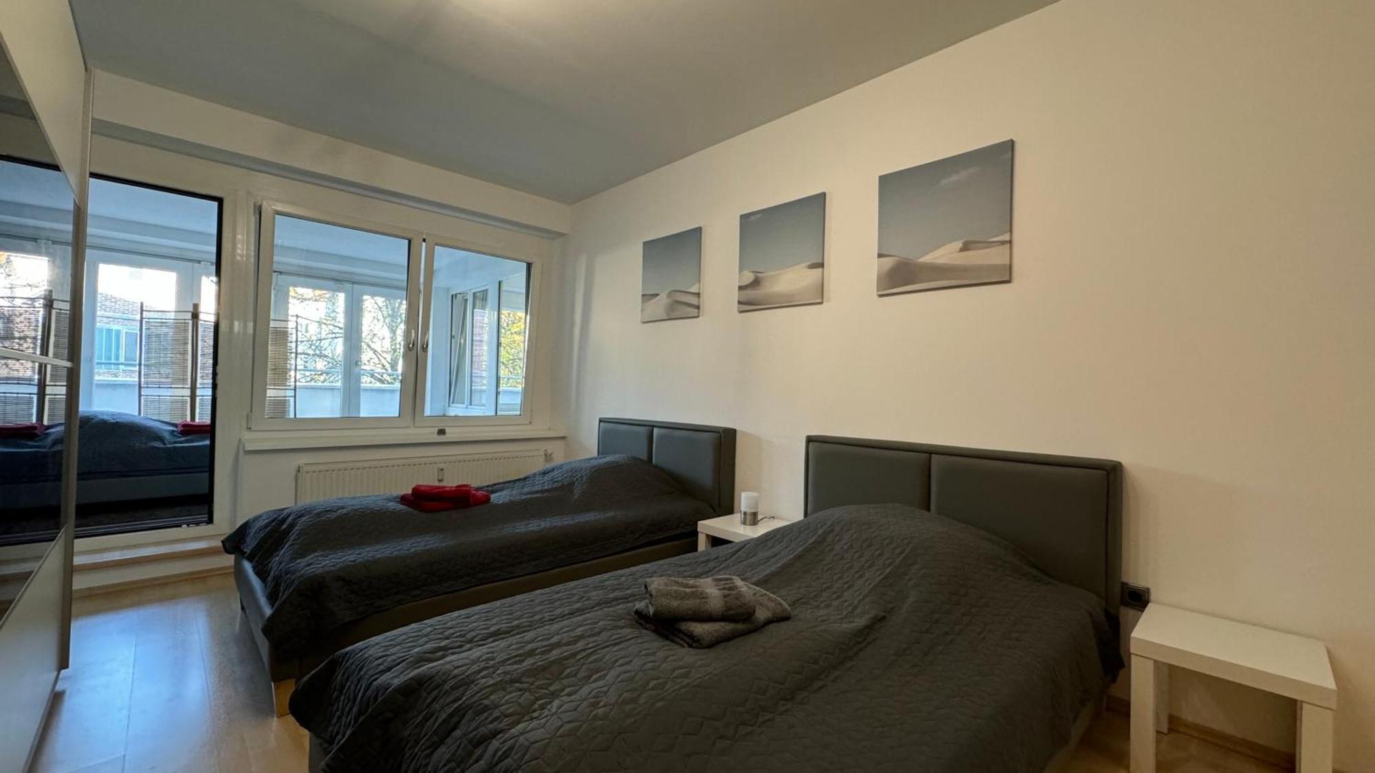 City Apartement Linz Fuer 5 Gaeste Mit Self-Checkin Und Kueche エクステリア 写真